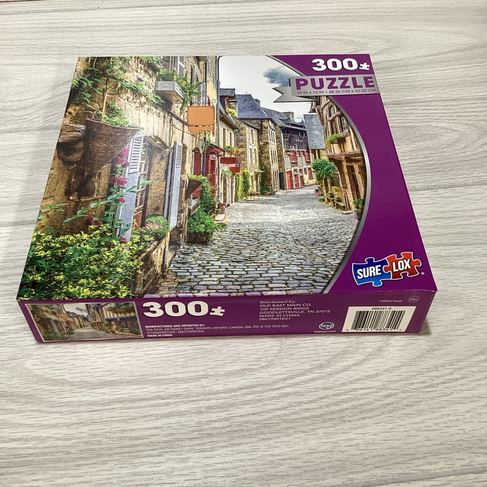 TCG SURELOX 300 Pieces 19" x 13" Cobbled Street *Factory Sealed*